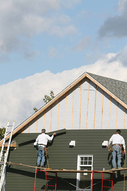 How To Choose The Right Materials for Your Siding Installation in 'Squirrel Mountain Valley, CA